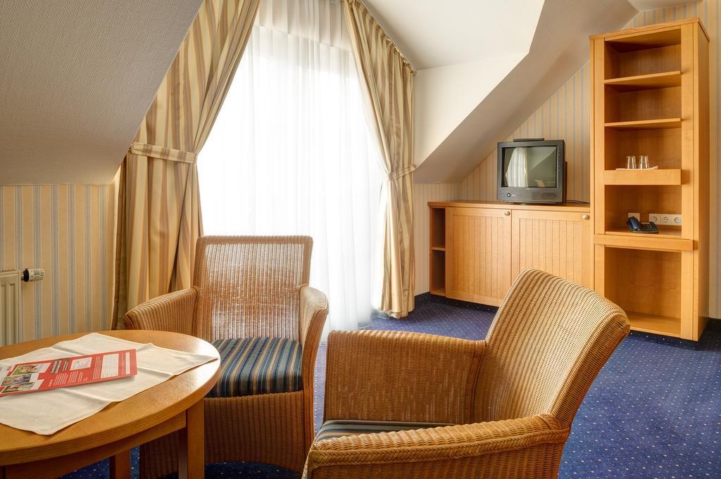Strandhotel Seestern บาเบอ ภายนอก รูปภาพ